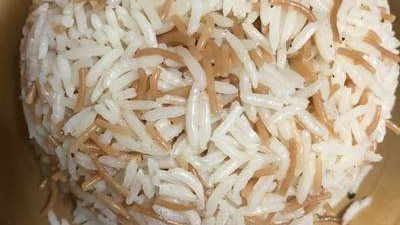 رز بالشعيرية طبق لذيذ وسهل التحضير