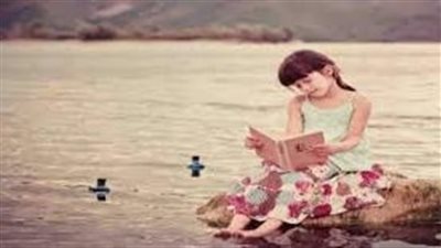 في رحلةِ الحياةِ: خواطرُ تُنيرُ الدربَ